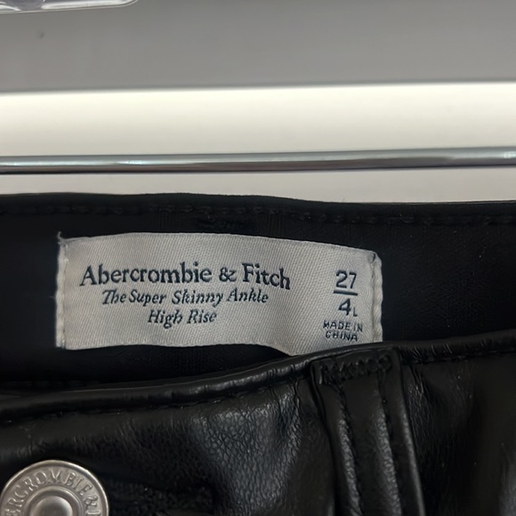 Mixed fabric high rise super skinny ankle jeans. - Picture 5 of 5